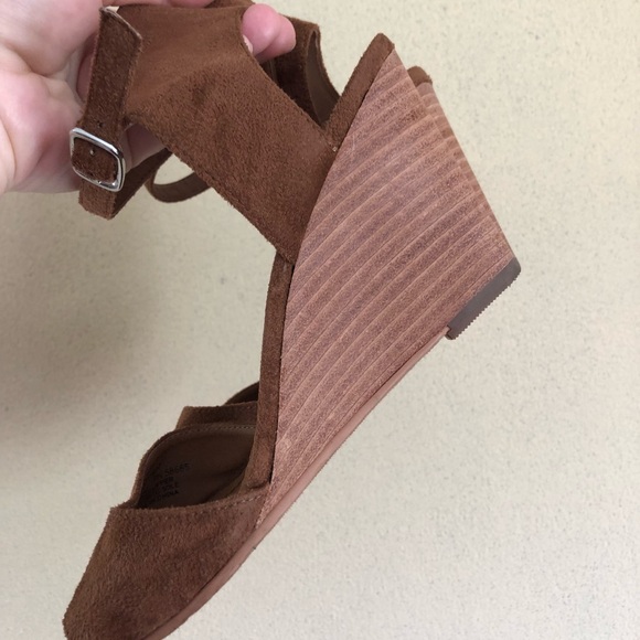 Brown Sandals - Picture 8 of 13